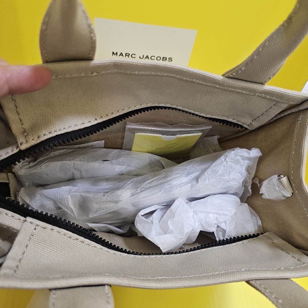 NEW MARC JACOBS THE SNAKE CANVAS SMALL TOTE BAG - Picture 9 of 16